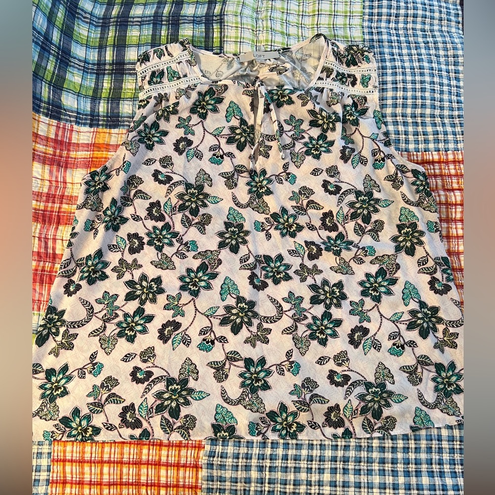 LOFT pink green floral mixed media blouse size XL